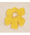 Pendentif Fleur Sakura Evidée en Acrylique - 32x29mm - Jaune Transparent