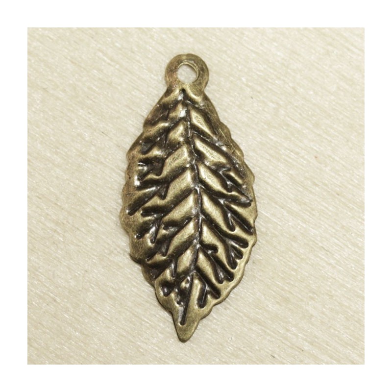 Breloque fine - Feuille - 20x10mm - Bronze