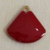 Sequin Emaillé en résine époxy triangle arrondi 12x12mm - Rouge
