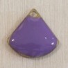 Sequin Emaillé en résine époxy triangle arrondi 12x12mm - Violet clair