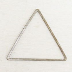 Connecteur forme évidée - Triangle - 25x22mm - Bronze