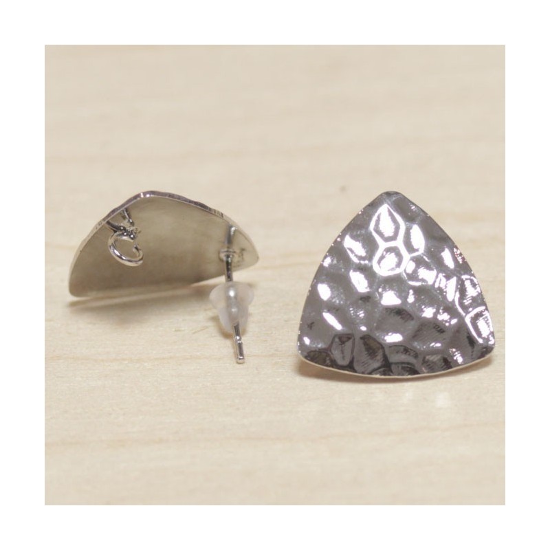 Boucles d'oreilles Puces Décoratives en Placage Argenté Qualité Supérieure - Triangle Martelé 17*17mm - Argenté foncé - La Paire