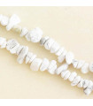 Fil de 80cm en Perles Chips en pierre naturelle - Howlite synthétique - 5 à 8mm environ