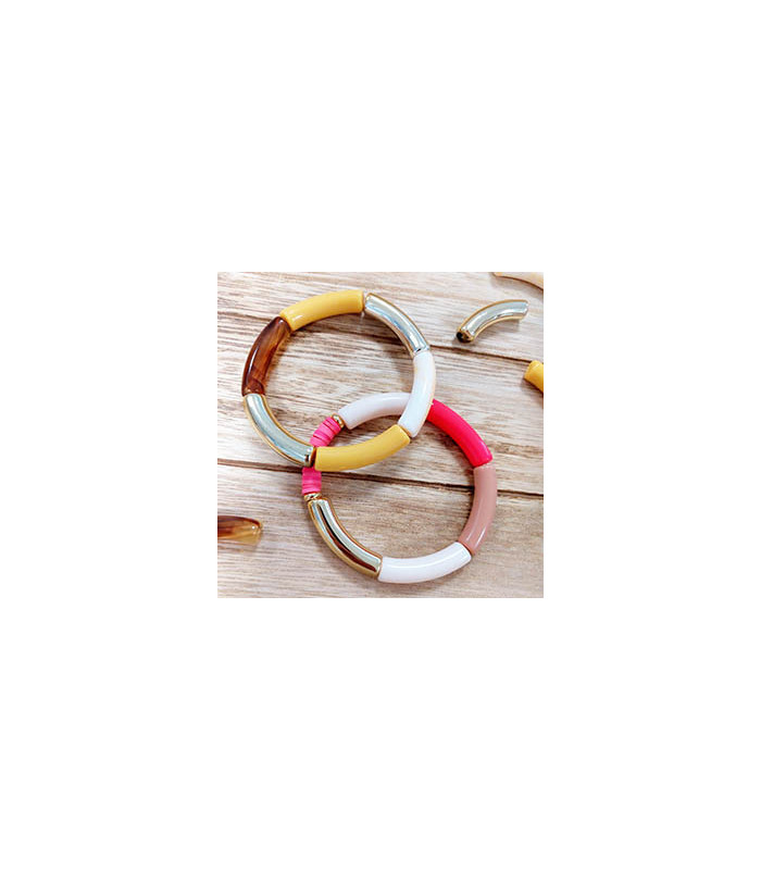 créer bracelet avec des perles tubes acrylique