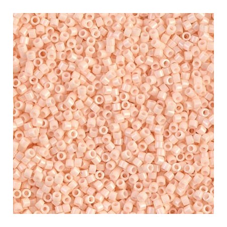 DB1492 Miyuki Delica 11/0 - Opaque Light Peach - 5,4g