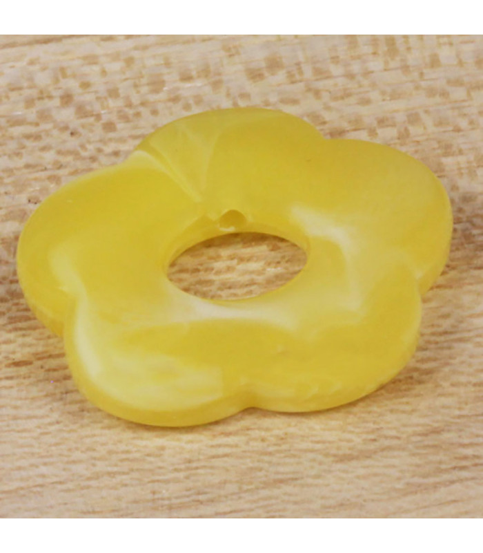 Perle Fleur Évidée percée en Acrylique Jaune marbré translucide