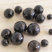 perles en agate noire
